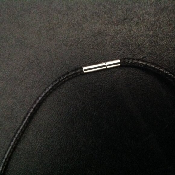 Retro Rose Quartz Crystal Pendant/Necklace - Picture 3 of 3